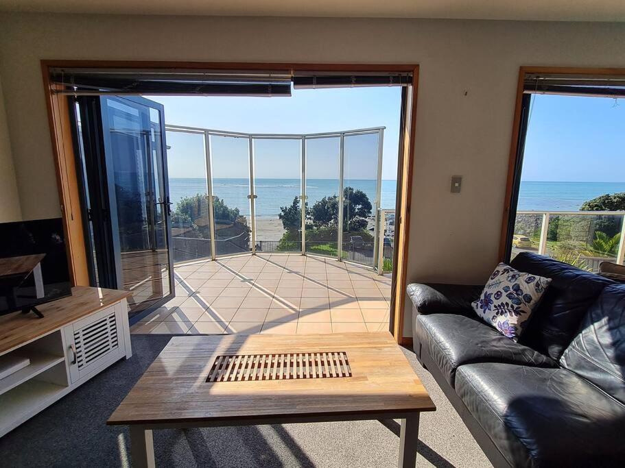 Beachfront on Wanaka Terrace view 5