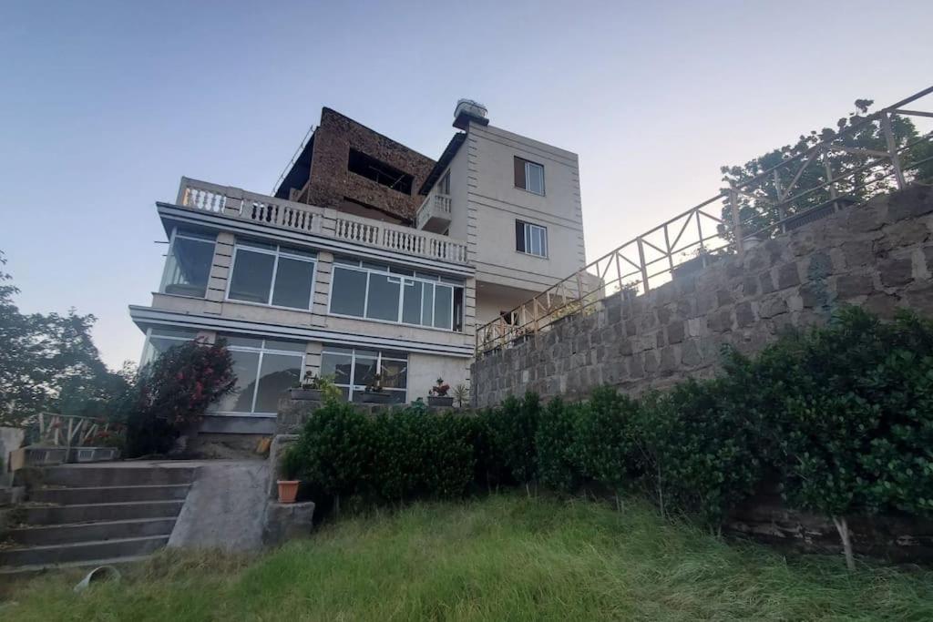 Photo 25