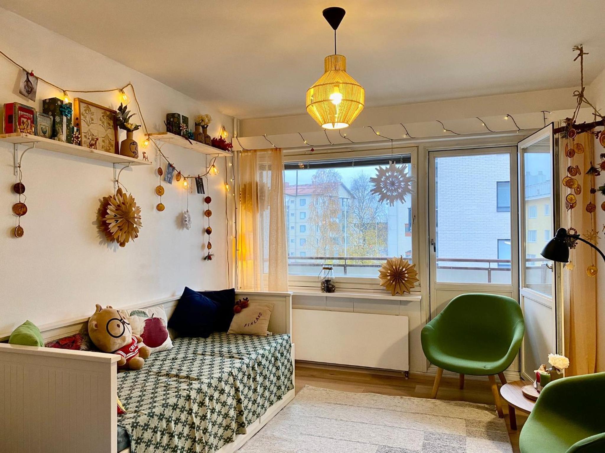Cozy City-Center Apartment by Angry Birds Park
