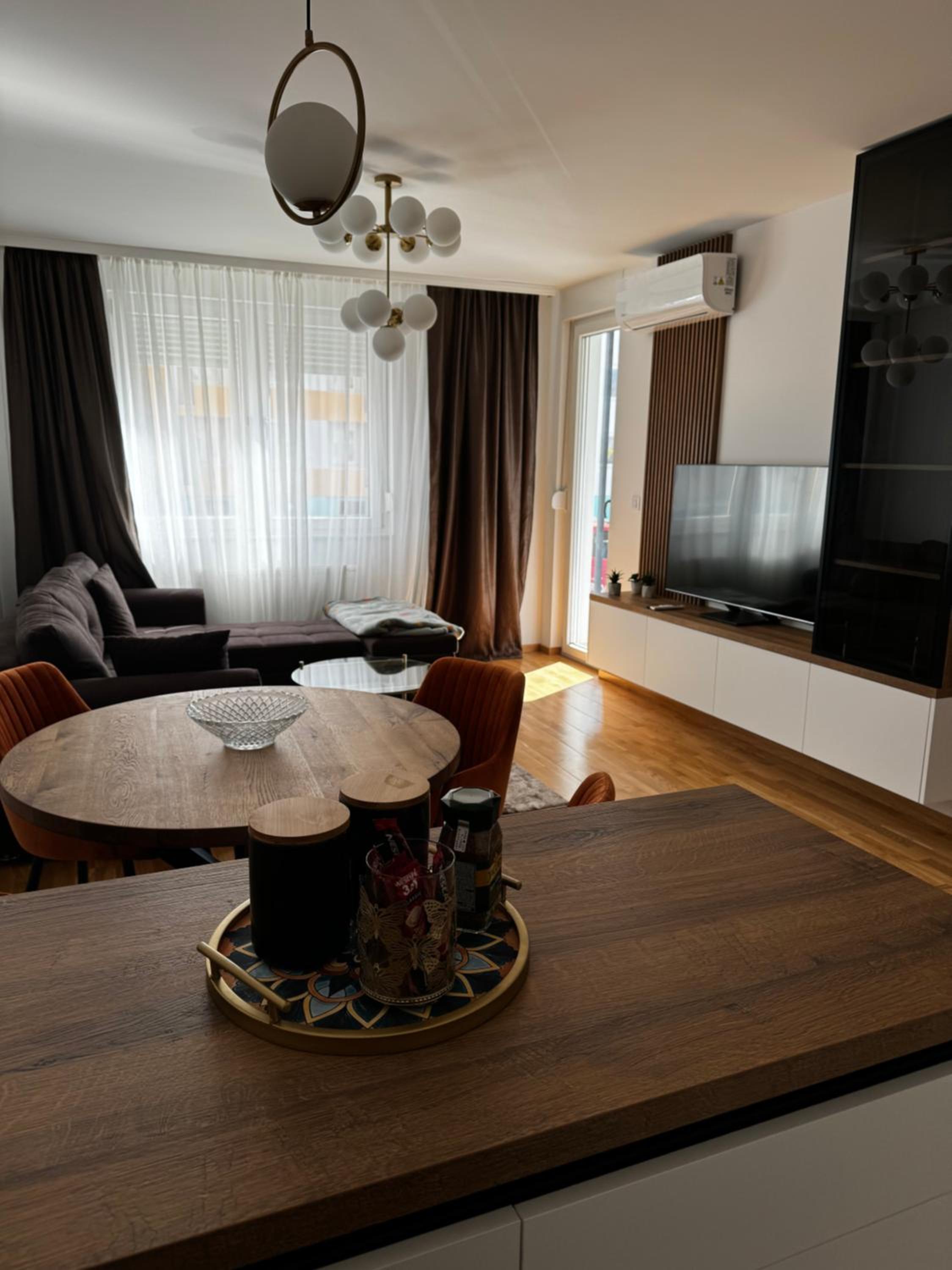 MEMS Lux Apartment 2