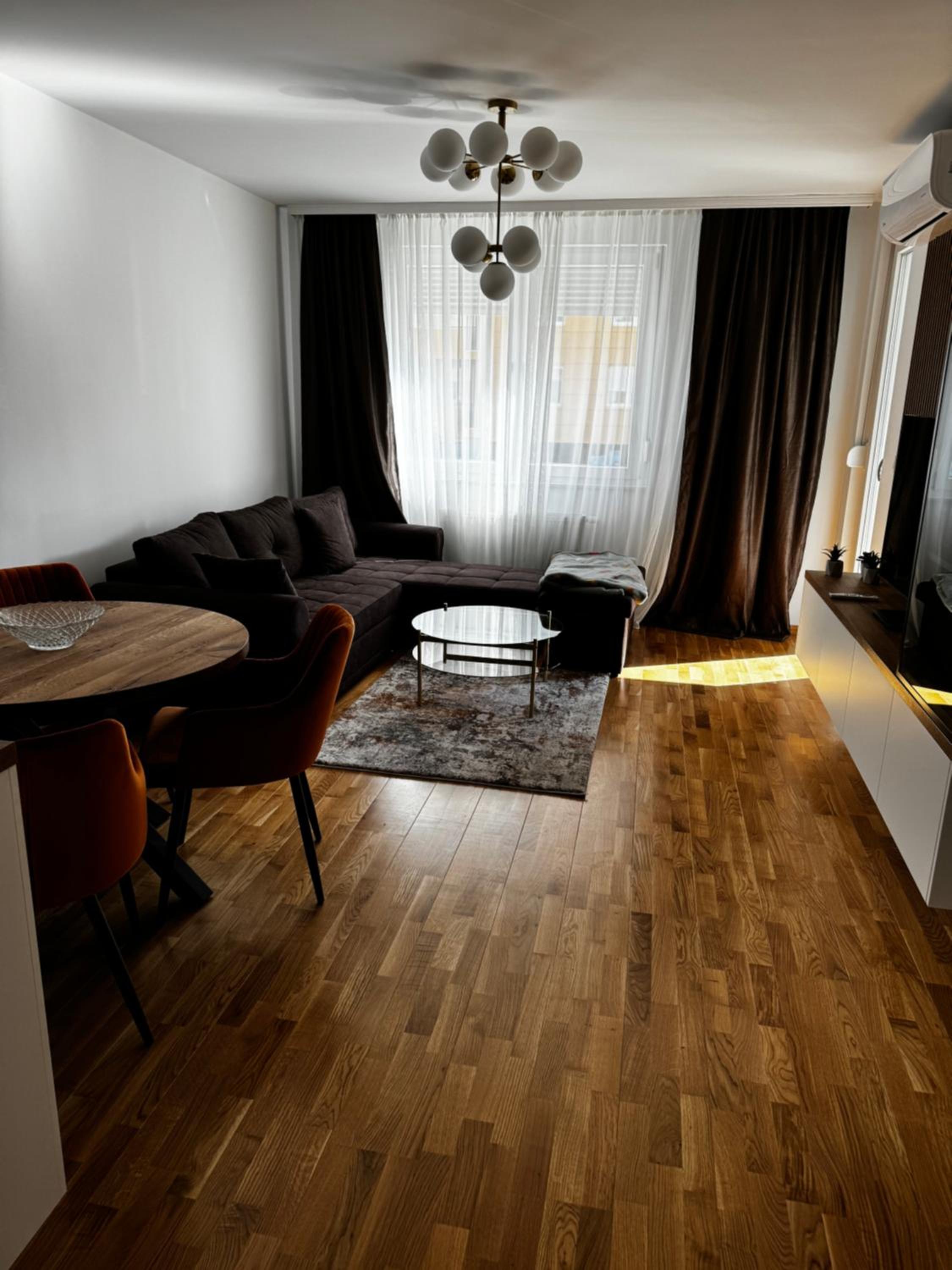 MEMS Lux Apartment 2