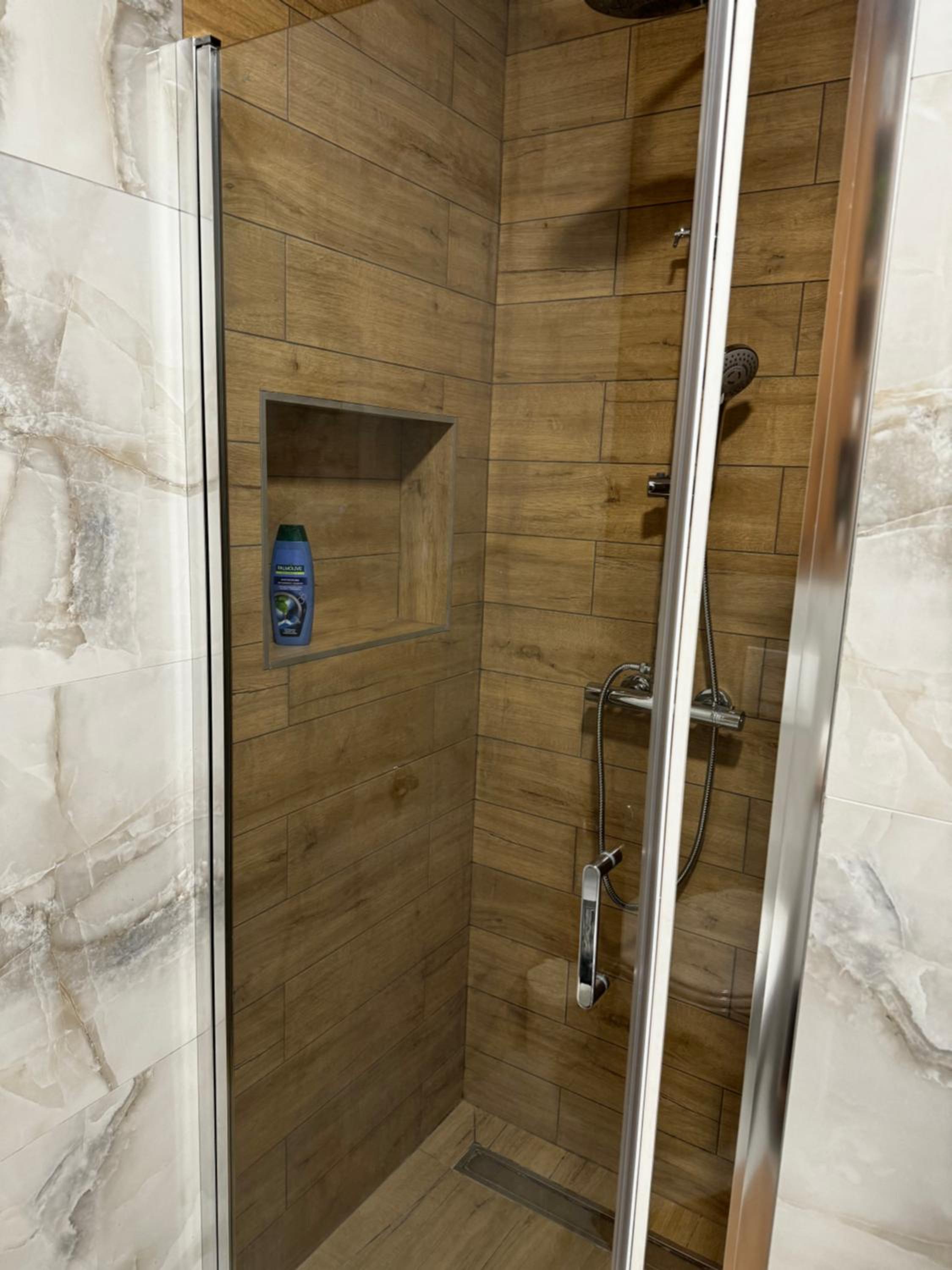 MEMS Lux Apartment 2