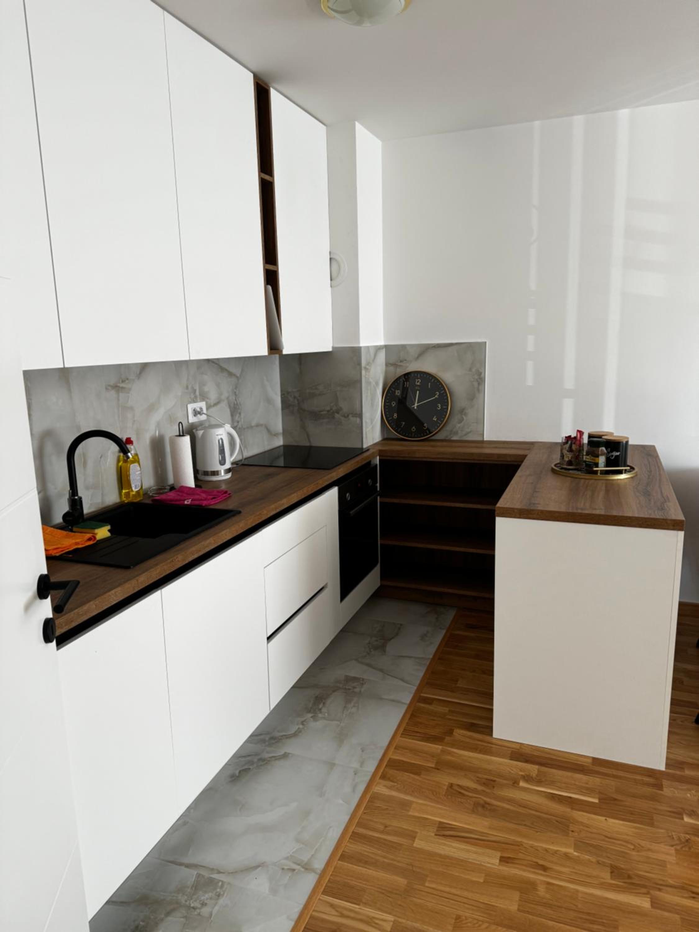 MEMS Lux Apartment 2