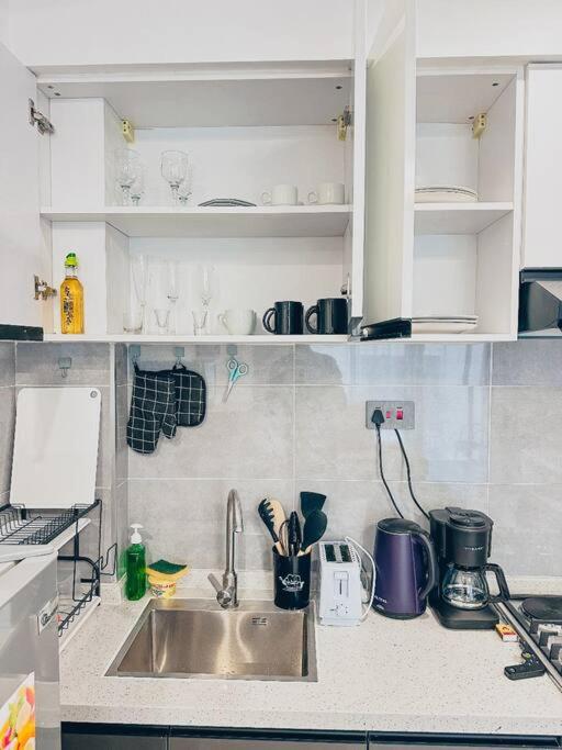 1 Bedroom Lavington Oasis Leisure Home