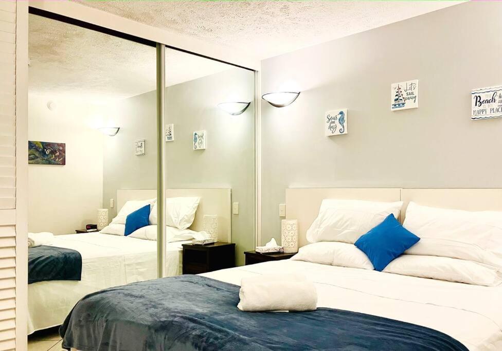 Cairns Esplanade Lagoon Apartment