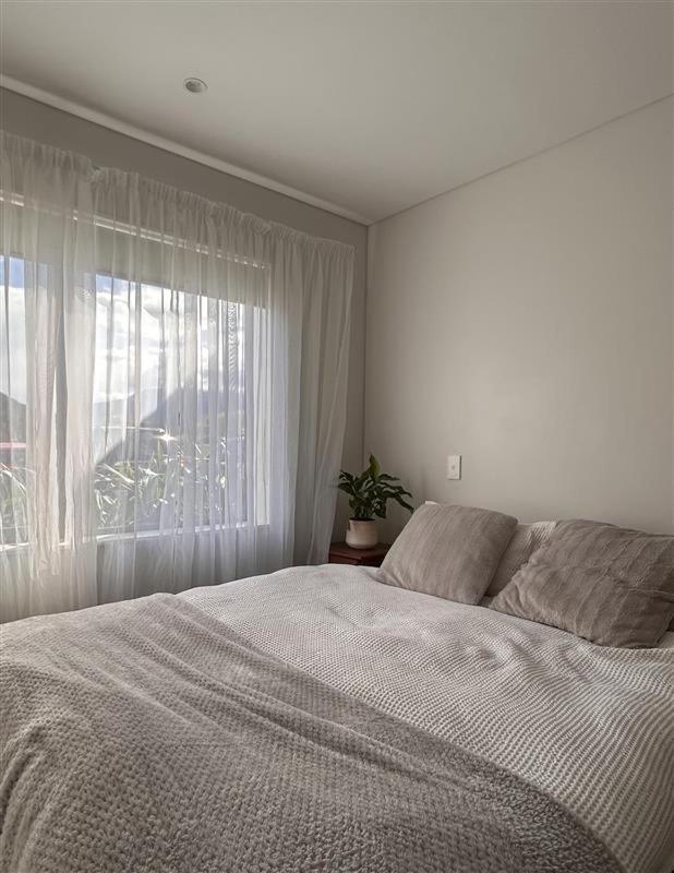 Modern 1 Bedroom Apartment in the heart of Frankton view 4