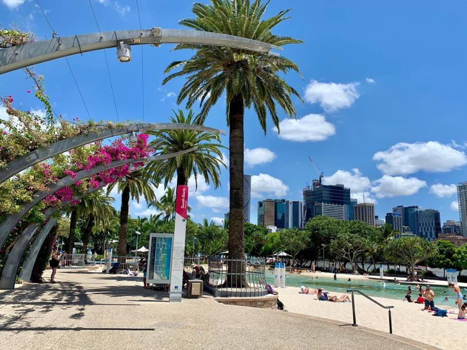 West End Boutique Apartment - Private 2 bedroom 2 bathroom near South Brisbane & BNE City