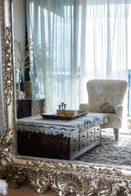 West End Boutique Apartment - Private 2 bedroom 2 bathroom near South Brisbane & BNE City