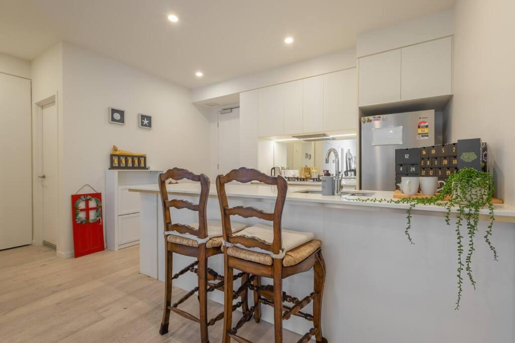 West End Boutique Apartment - Private 2 bedroom 2 bathroom near South Brisbane & BNE City
