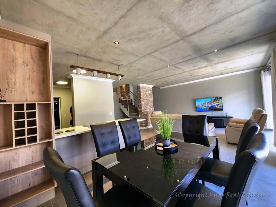 Serene Stylish Lovely Home in Swakopmund view 2