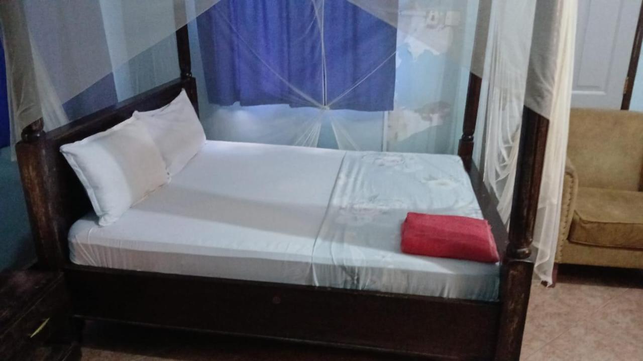 Rivers Edge Hotel