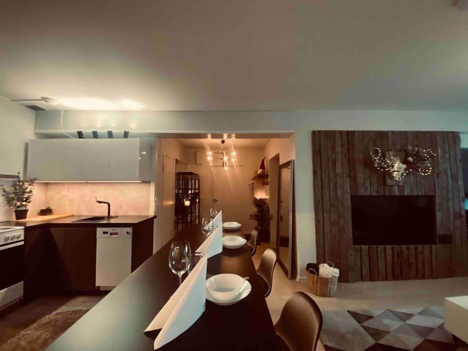 Aurora City penthouse