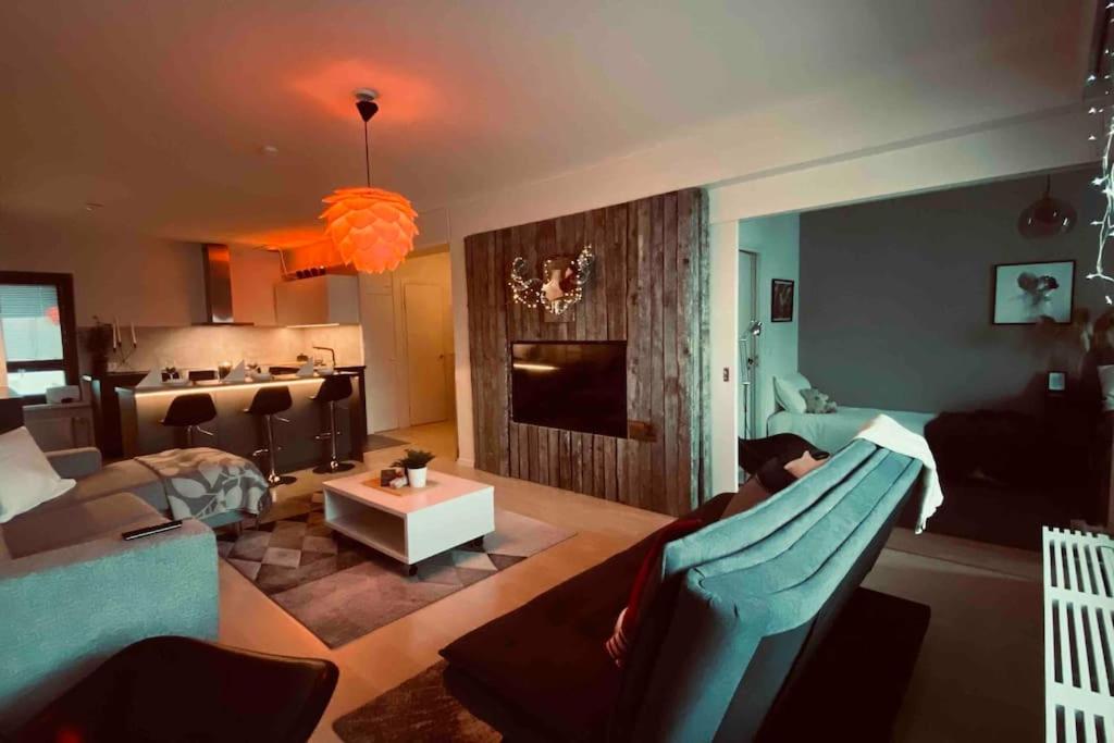 Aurora City penthouse