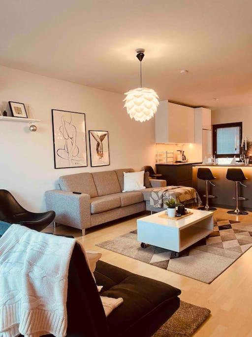 Aurora City penthouse
