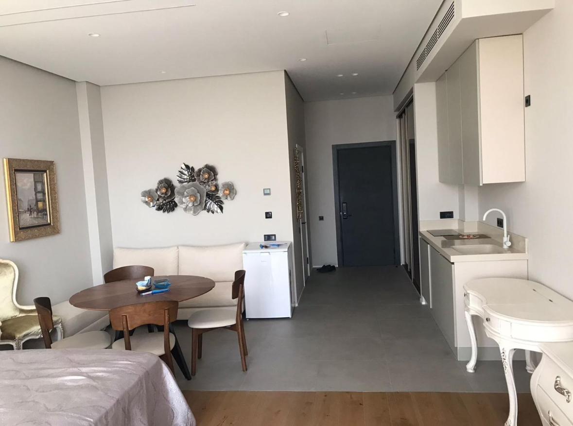 Seabreeze, Lighthouse1 N408