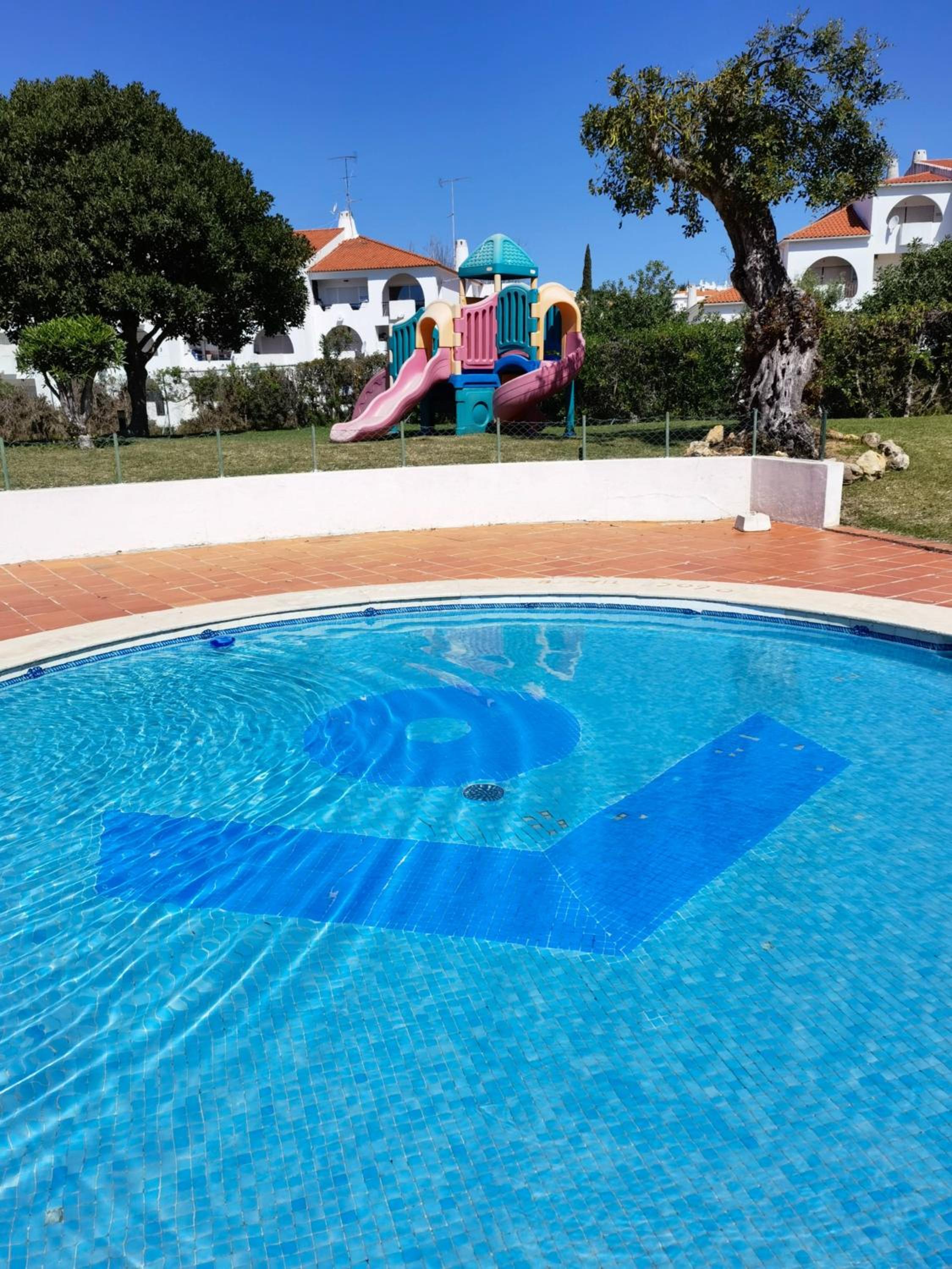 209 Modern Apartment in central Albufeira close to everything photo 4