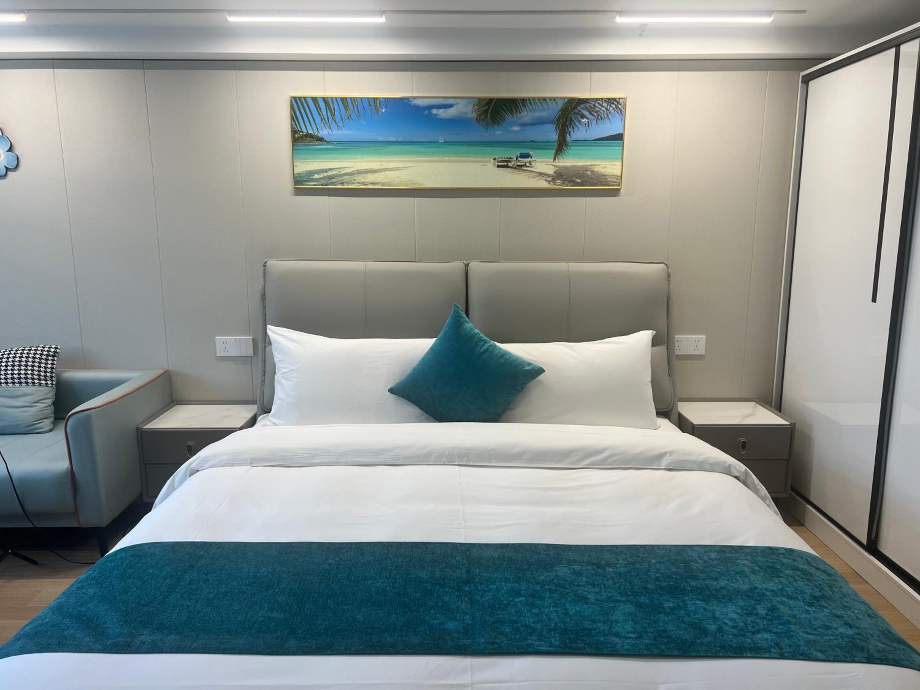 Zizaiju Serviced Apartment
