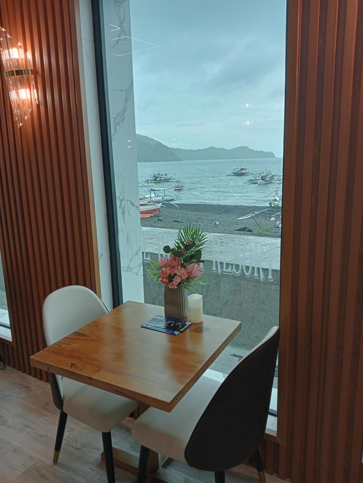 Cave Beach Resort - Boutique Accomodation