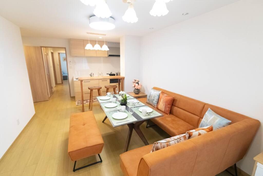 6 minutes to Namba facility on the 2nd floor