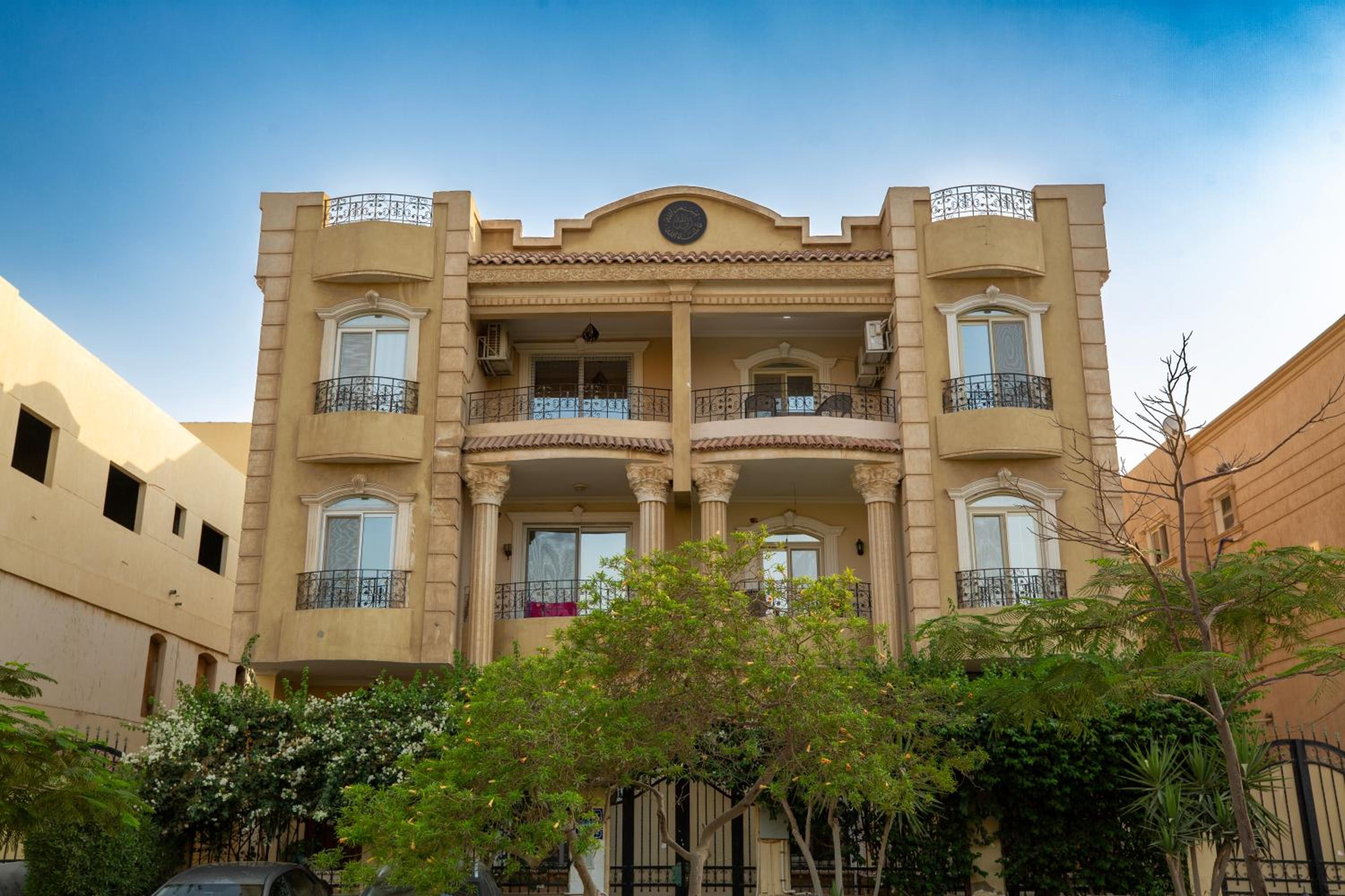 Comfortable 3BR New Cairo Prime Spot