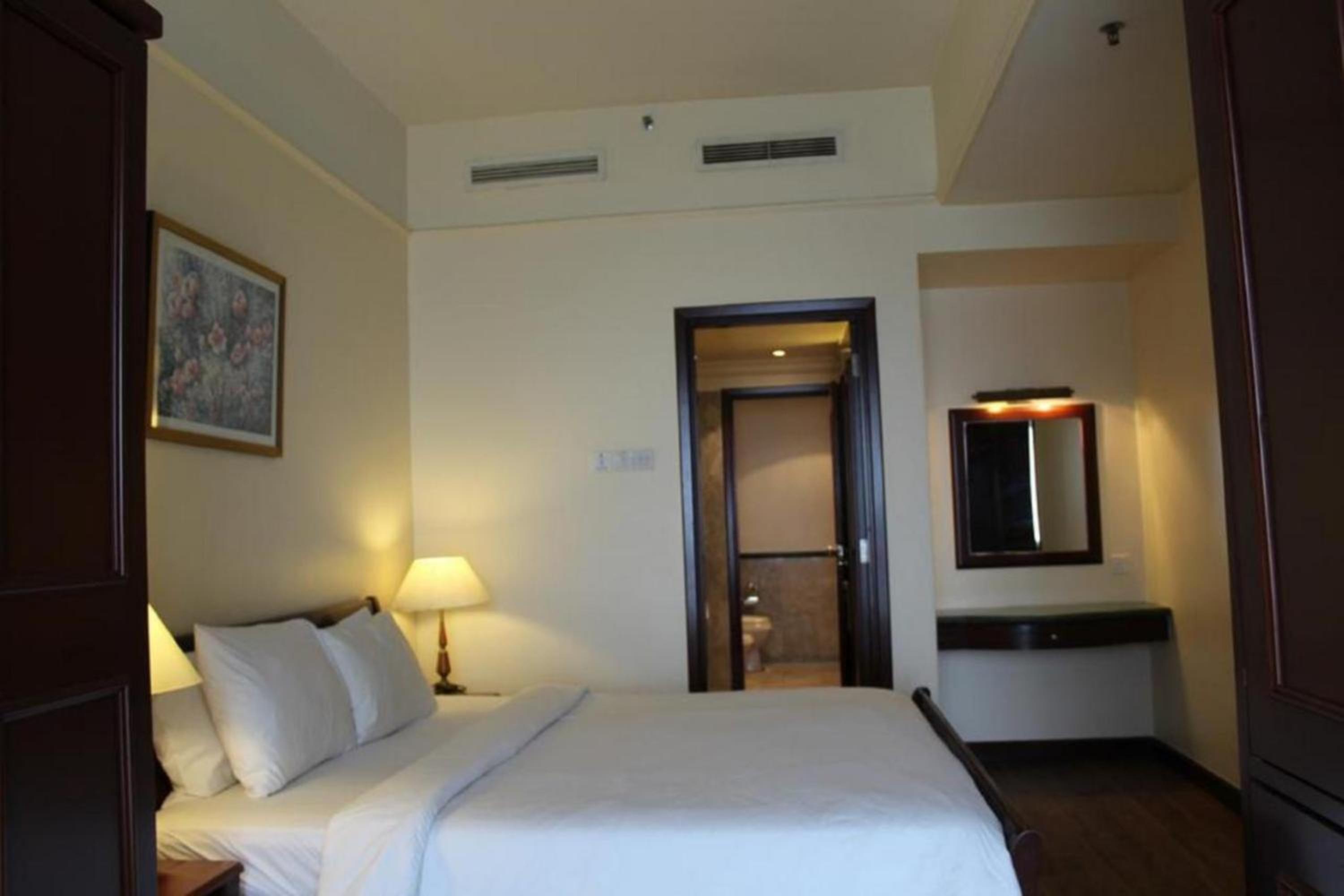Times Square Suite by Lotus
