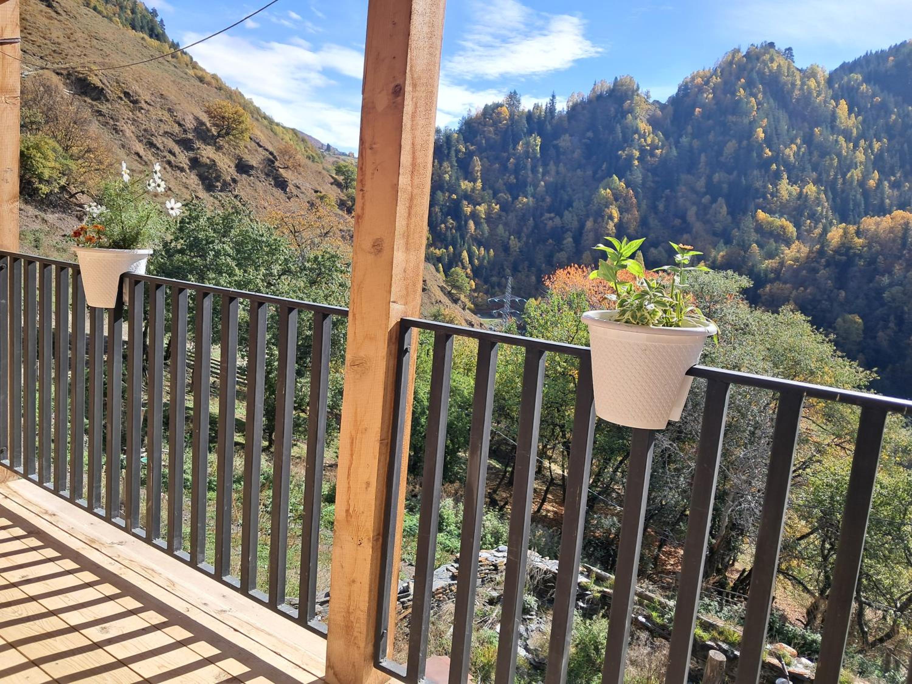 Elos Guesthouse
