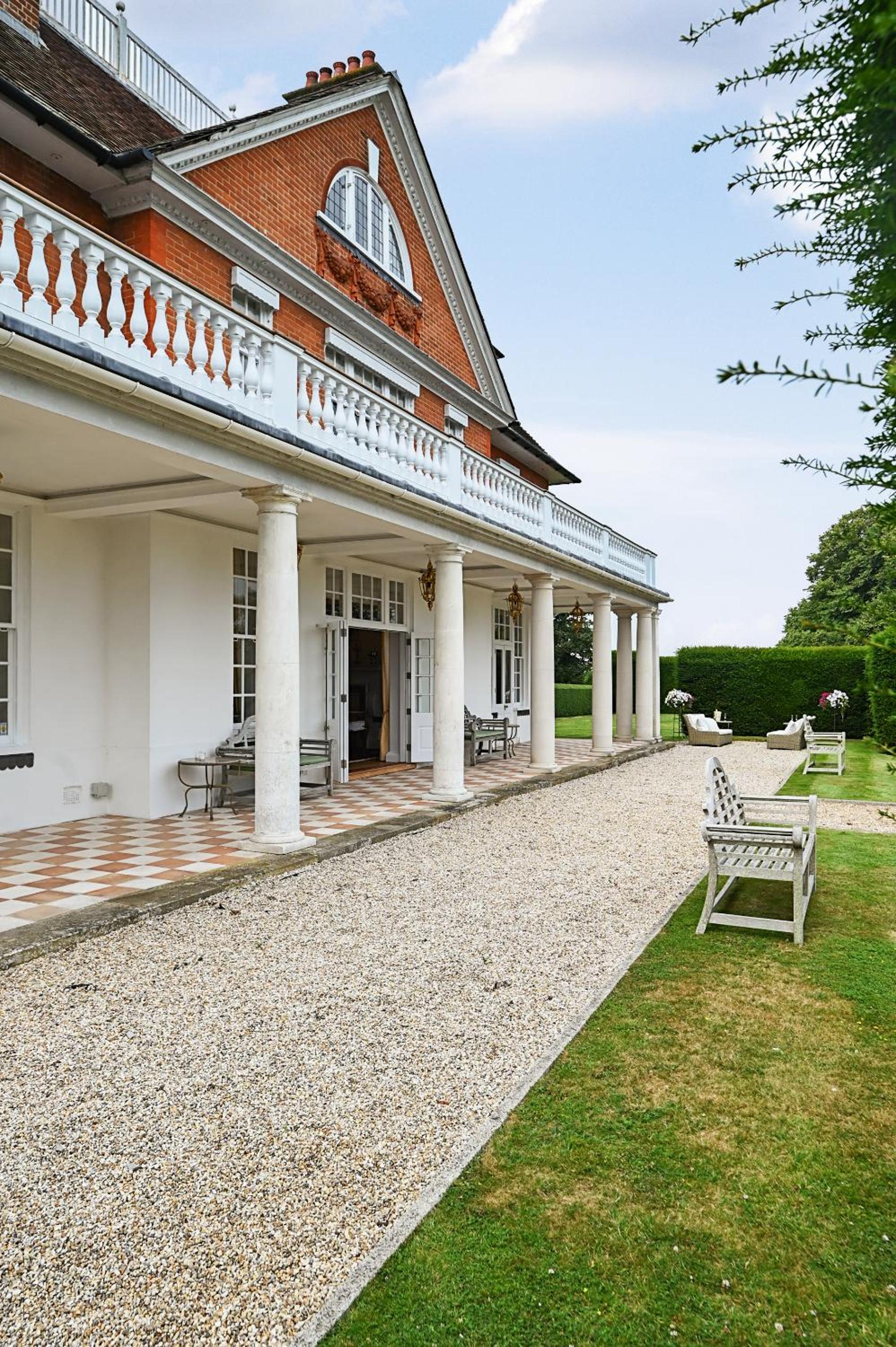 Saltcote Place