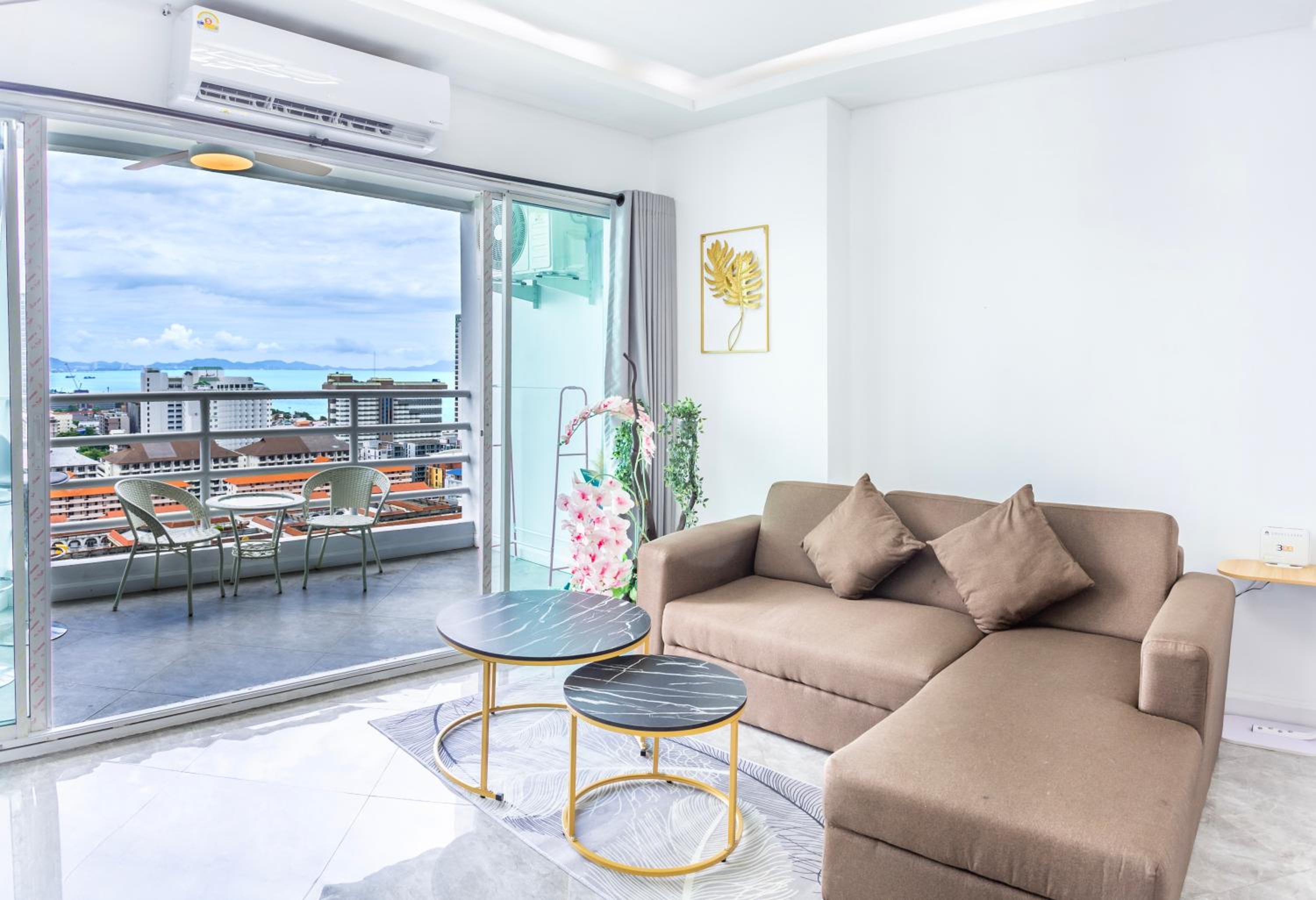 View Talay 5 Jomtien Beachfront