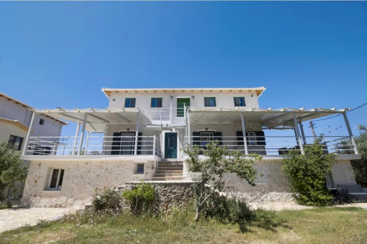 Gkountis Apartments