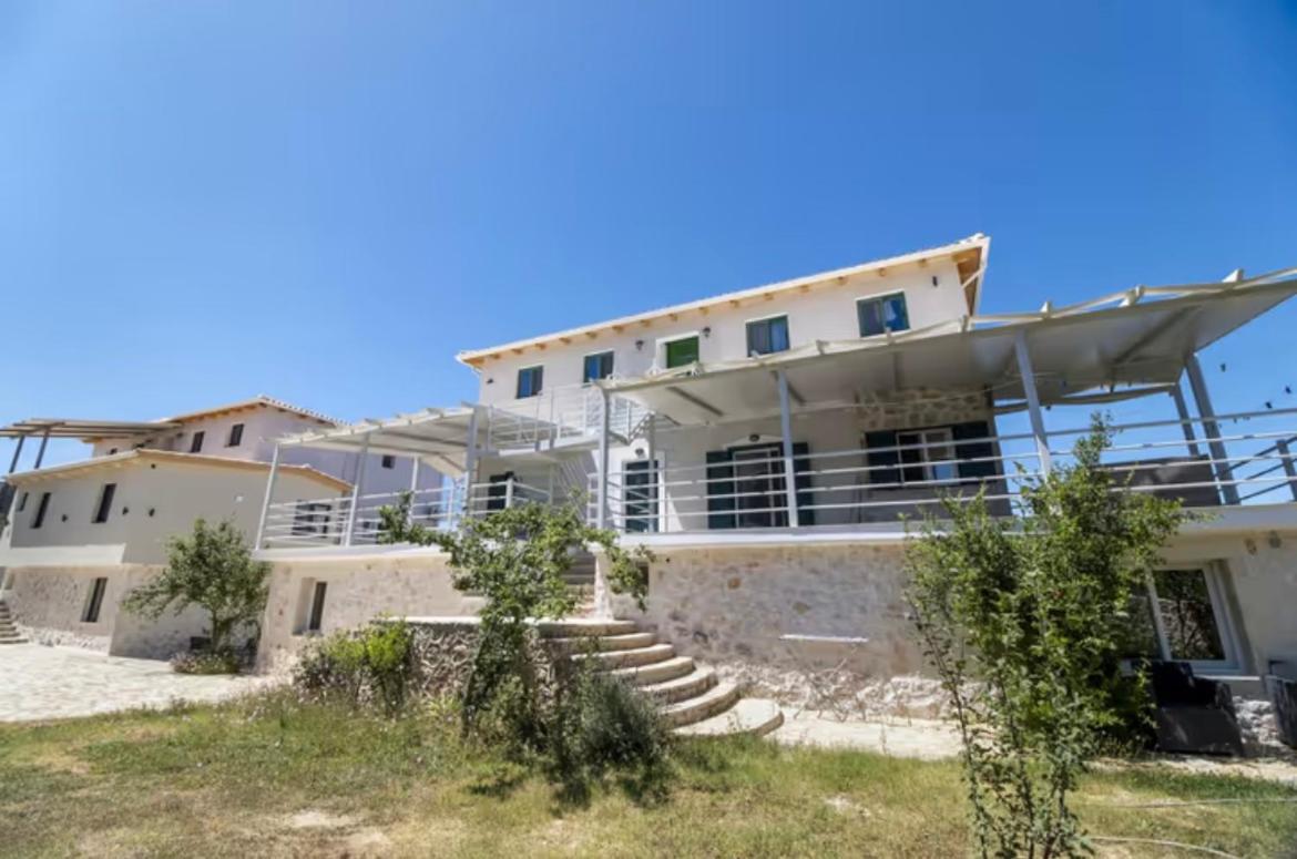 Gkountis Apartments