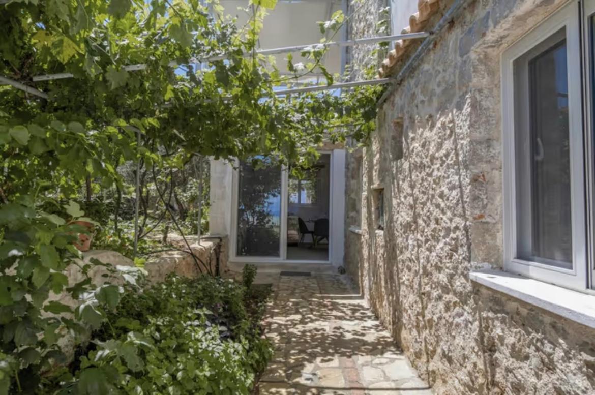 Gkountis Apartments