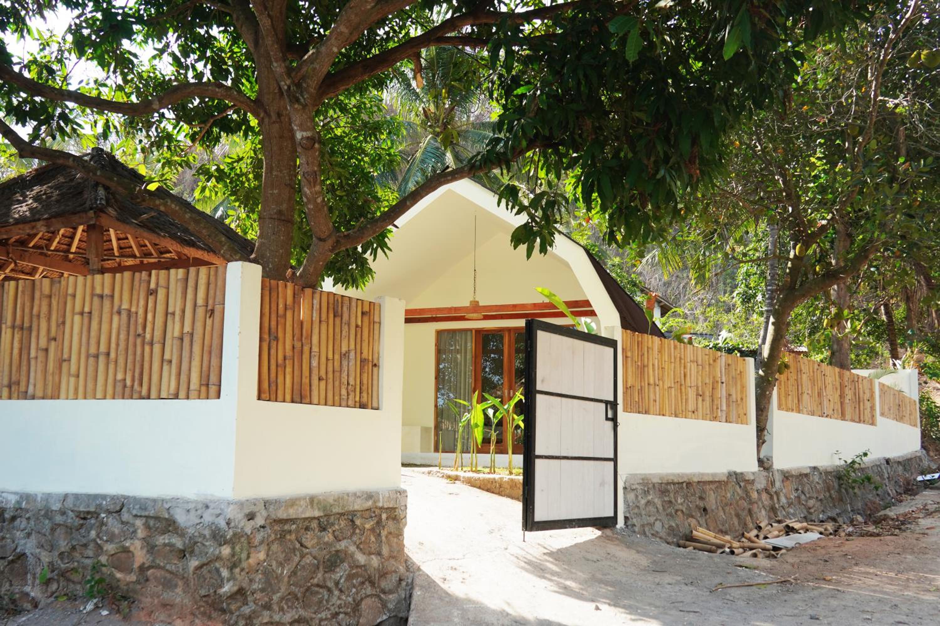 Jungle Bungalows
