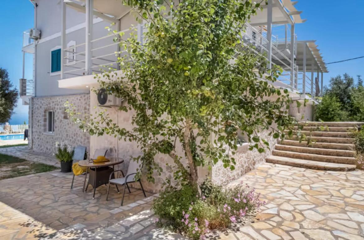 Gkountis Apartments
