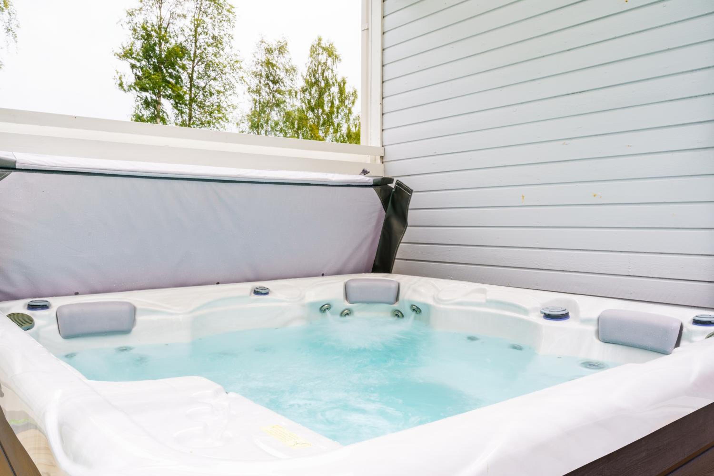 Polar River Villa