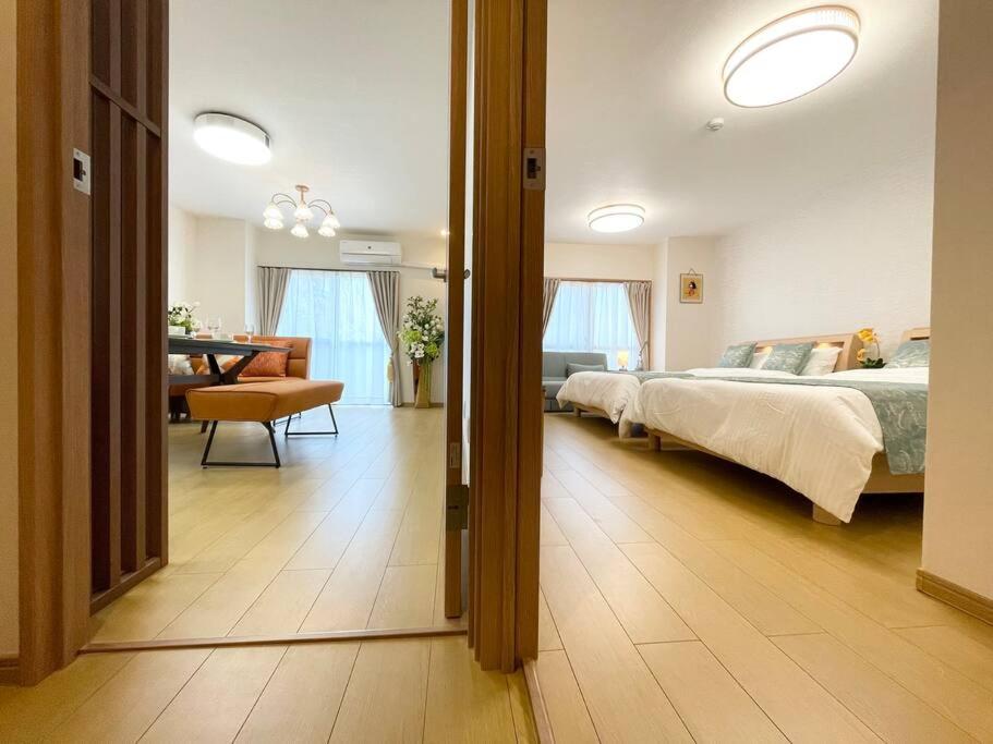 Namba 6 minutes Entire Private 3rd Floor Facility
