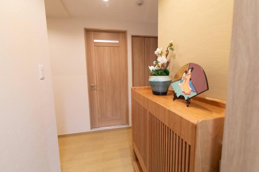 Namba 6 minutes Entire Private 3rd Floor Facility