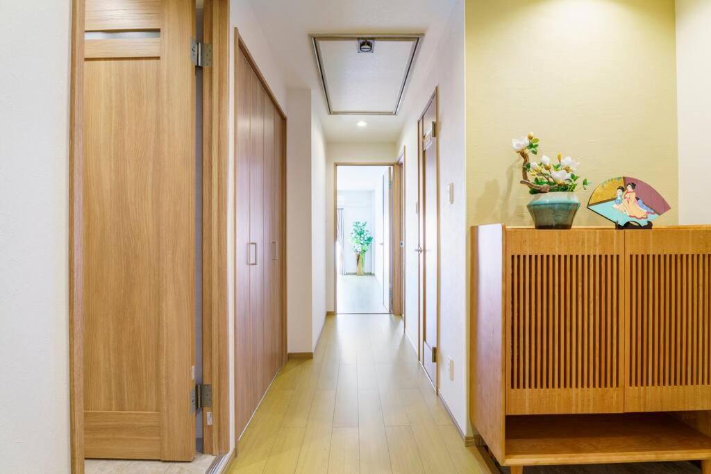 Namba 6 minutes Entire Private 3rd Floor Facility