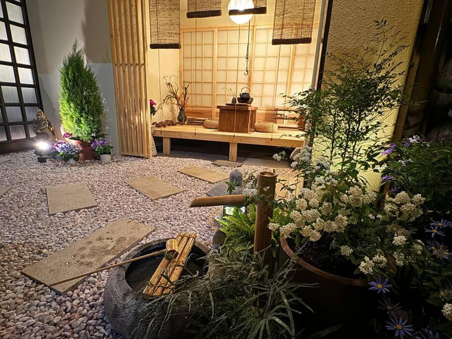 Namba 6 minutes Entire Private 3rd Floor Facility