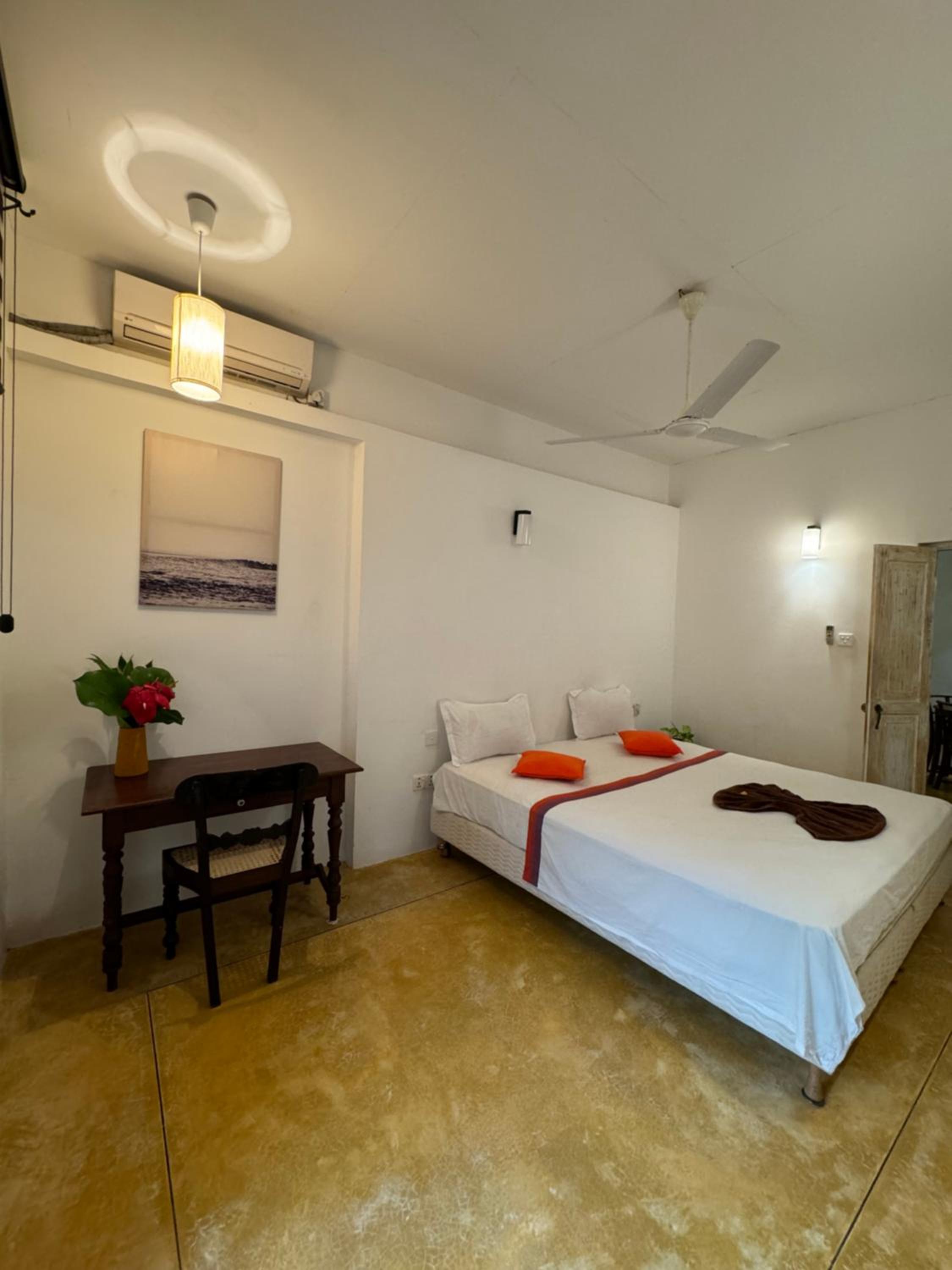 Thambilli House