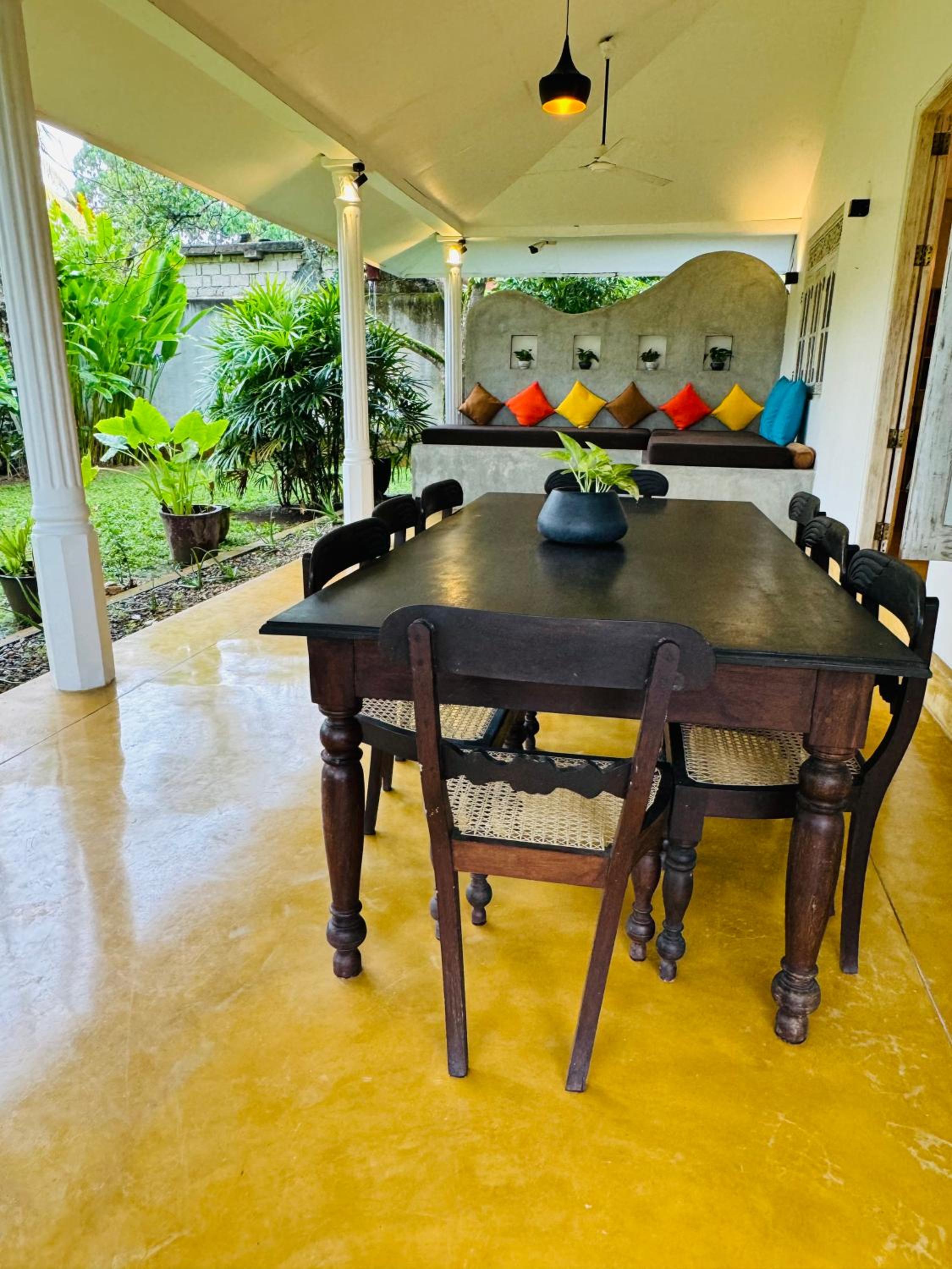 Thambilli House
