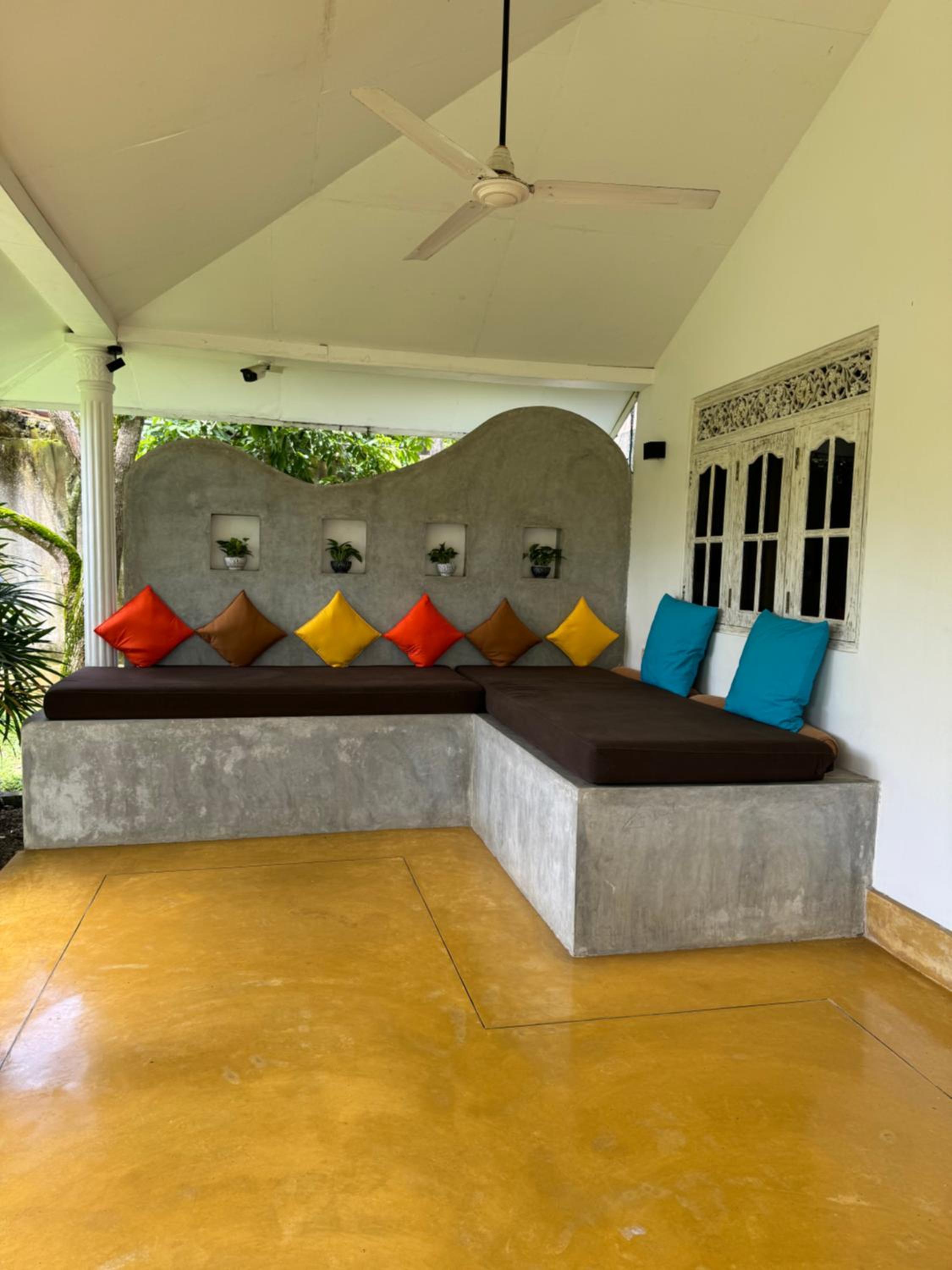Thambilli House