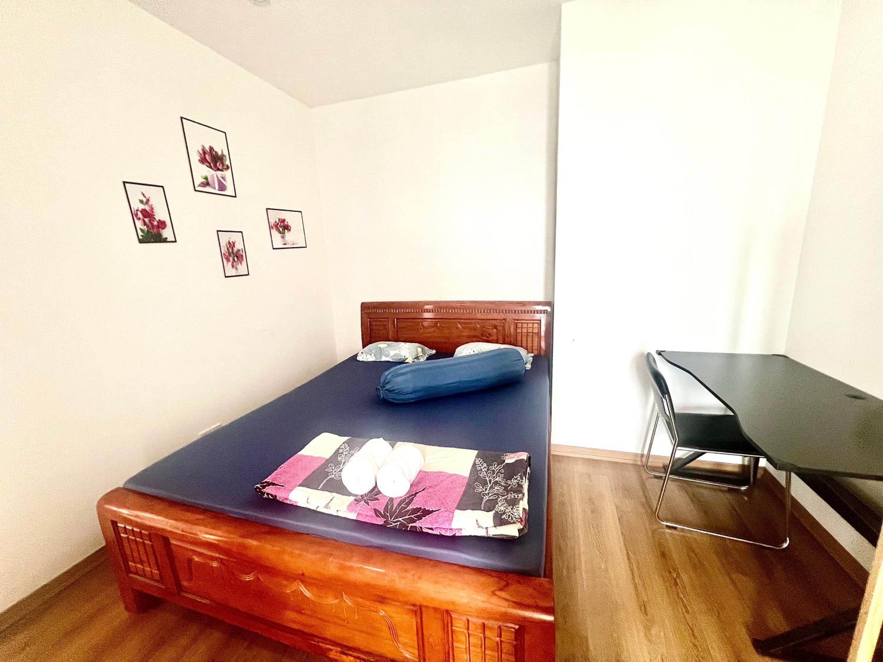 THE WESTERN CAPITAL 3 Bedrooms