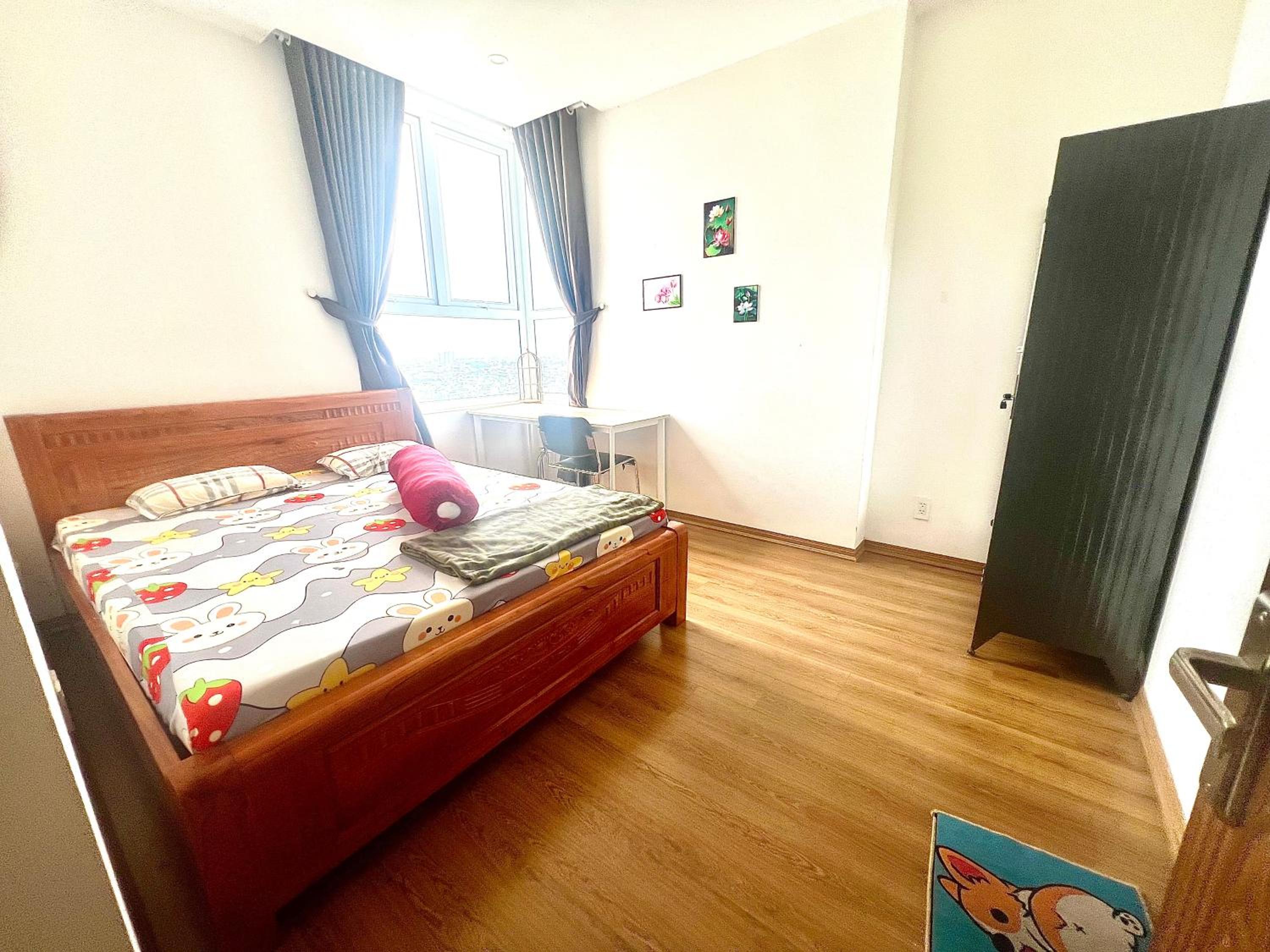 THE WESTERN CAPITAL 3 Bedrooms