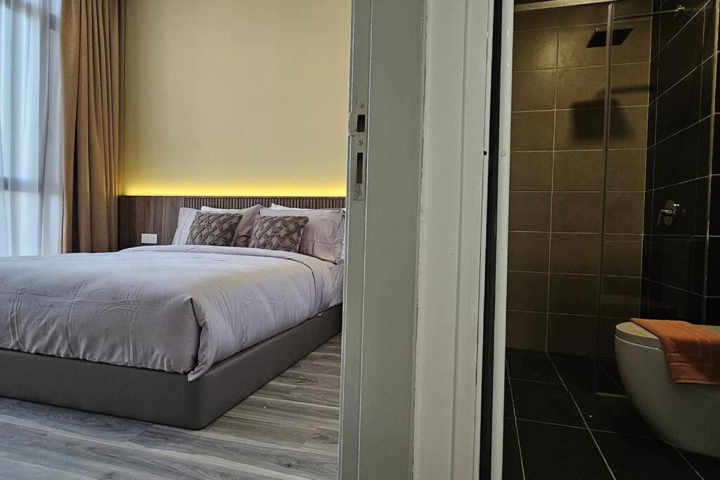 NEW D'Pristine 3mins to LEGOland 4pax