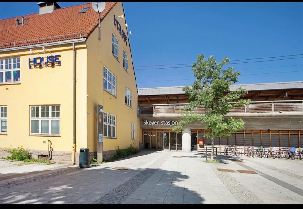 M&B Small family appartment - 5 Min Train ride to City center, 25 - min to Airport view 5