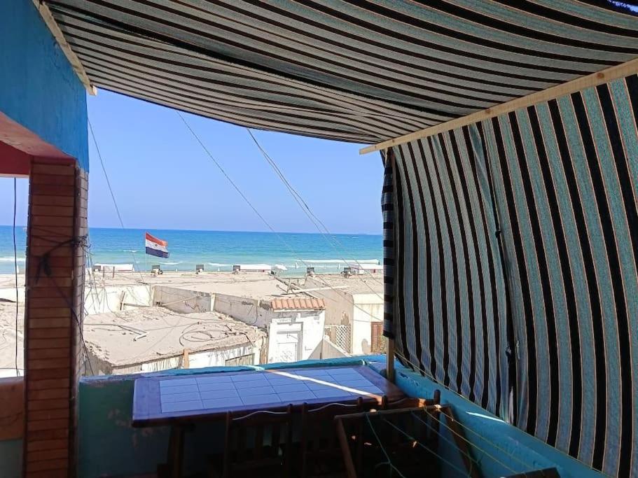 whit villa apartment meka beach