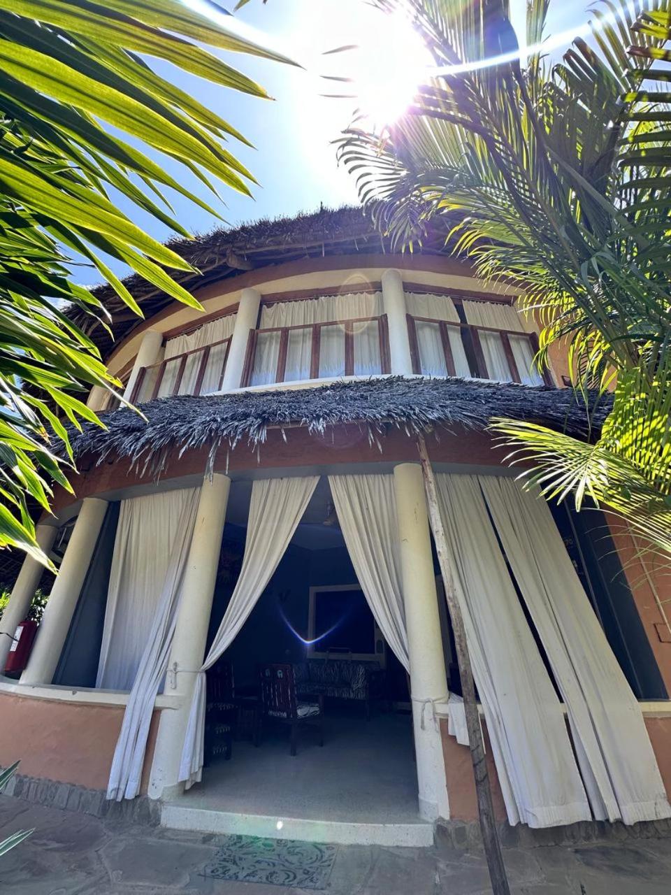 Amorr Tembo beach apartment view 4