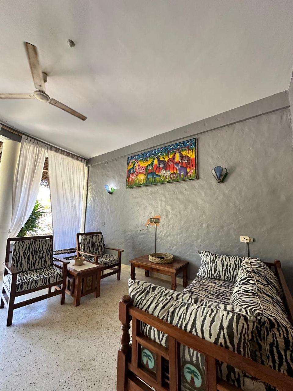 Amorr Tembo beach apartment view 5