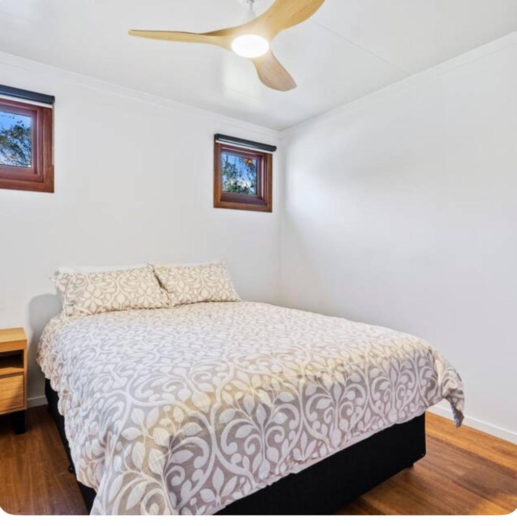 2 Bedroom Cottage with Lagoon pool & spa