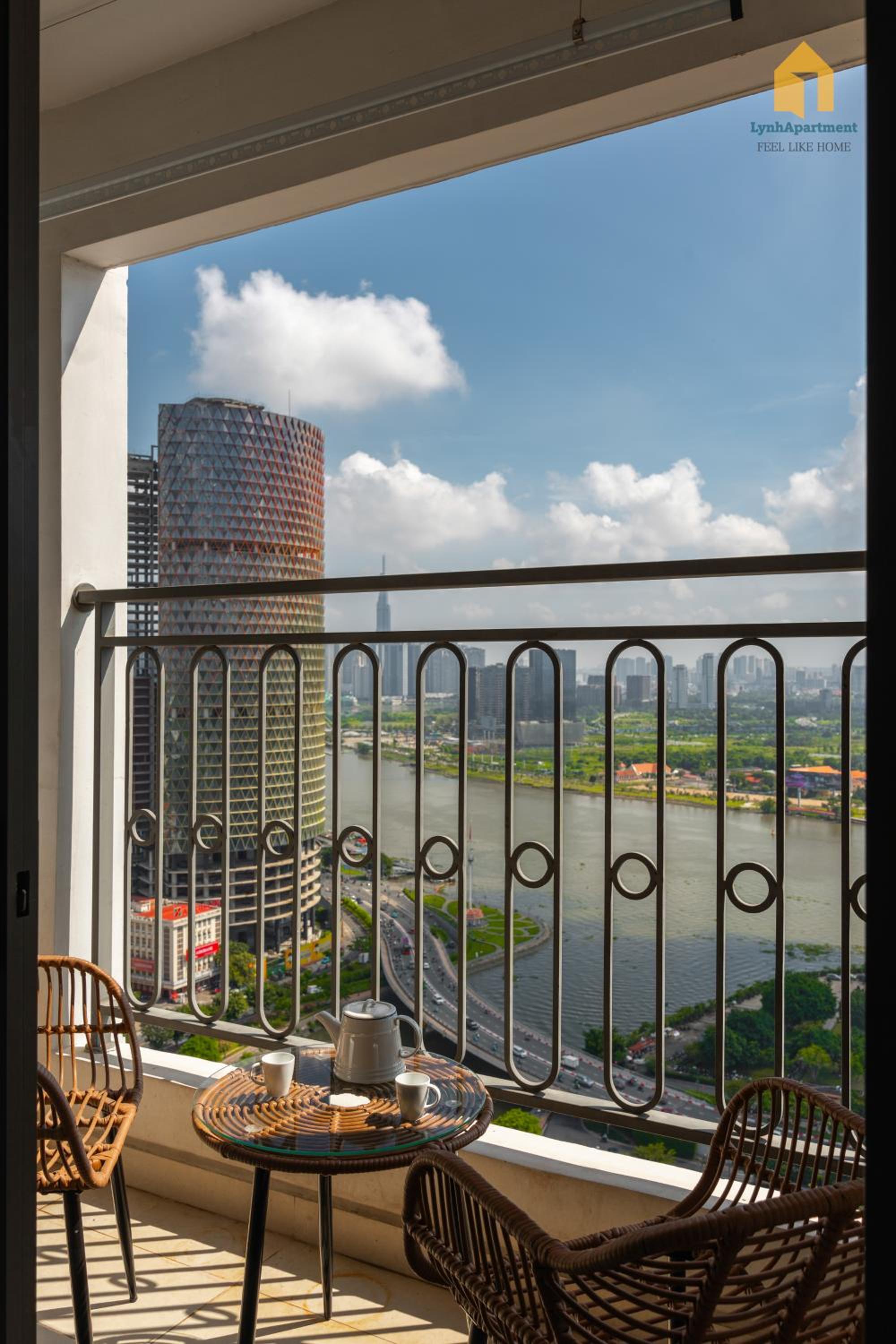Lynh apartment Saigon D4